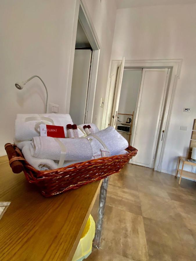 B&B A Durmi Nápoles Exterior foto